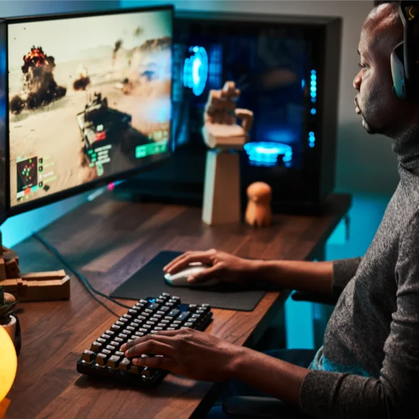 Logitech G413 TKL SE – Teclado Mecánico Gamer Inglés