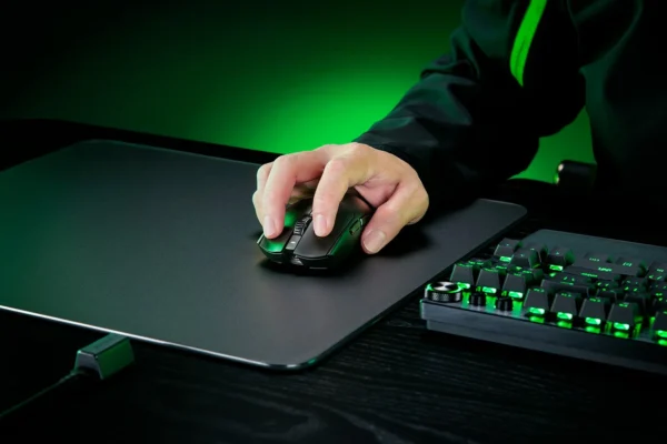 felimich-rz01-05120100-r3u1-03.webp Razer Viper V3 Pro – Mouse Gamer Inalámbrico