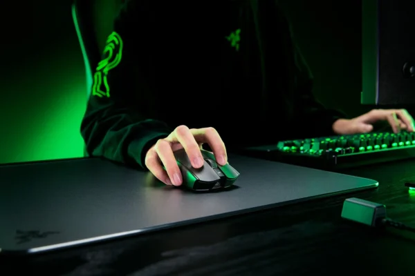 felimich-rz01-05120100-r3u1-04.webp Razer Viper V3 Pro – Mouse Gamer Inalámbrico