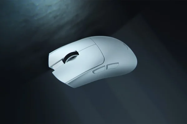felimich-rz01-05630200-r3u1-04.webp Razer Viper V4 Pro Blanco – Mouse Gamer Inalámbrico
